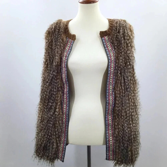 love on a hanger Jackets & Blazers - Women's Love on a Hanger Faux Fur Sweater Vest L Western Boho Hippie Festival
